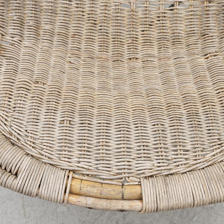 Kerstin Hörlin-Holmquist, An armchair, "Stora Kraal", designed for Nordiska Kompaniet's Triva series in 1952.