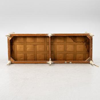 Soffa, sengustaviansk, omkring år 1800.