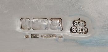 BRICKA, silver, Sheffield 1902, vikt ca 2900 g.