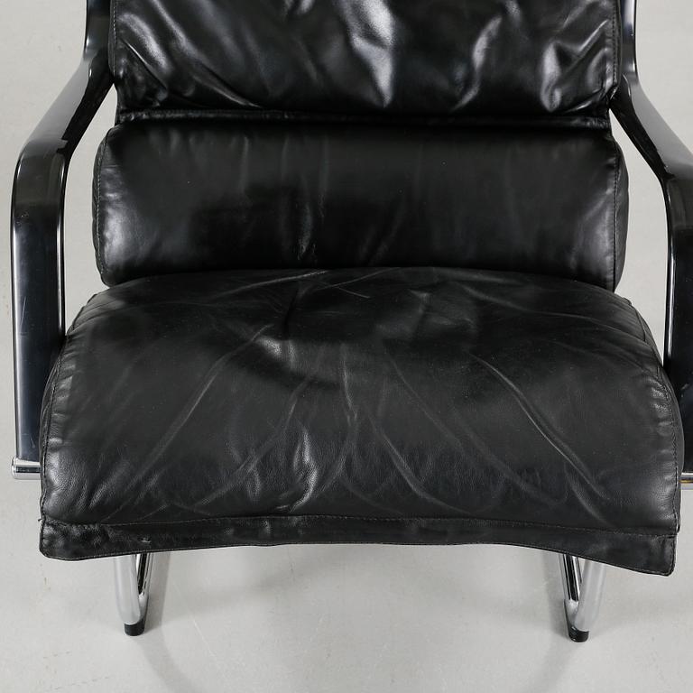 A pair of "Remmi 817H-1K" chairs, designed by Yrjö Kukkapuro in 1969, made by Haimi Oy or Avarte Oy.