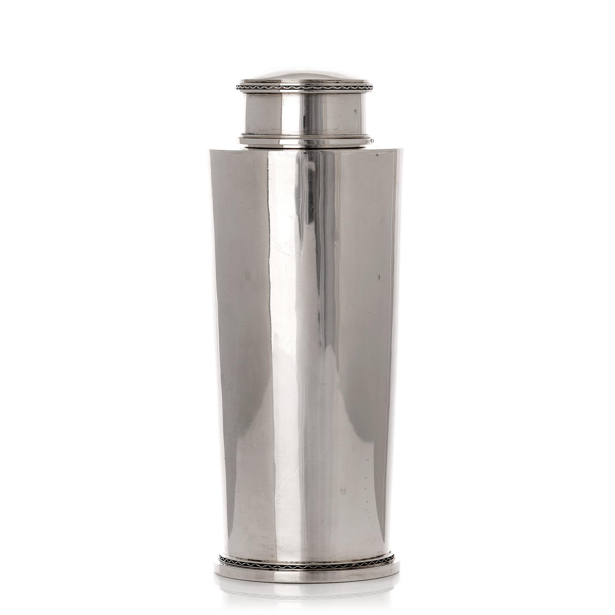 Atelier Borgila, a sterling silver cocktail shaker, Stockholm 1953.