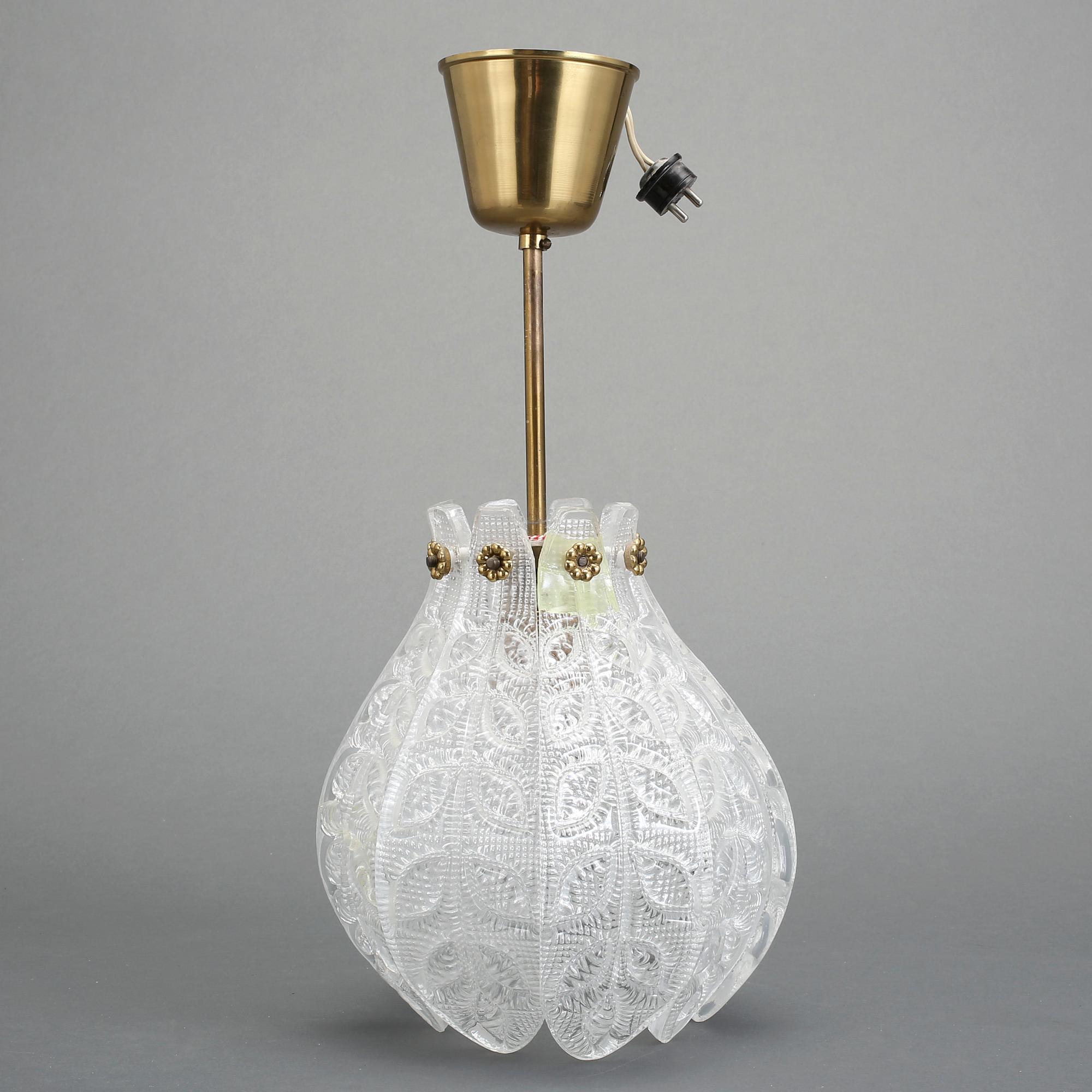 TAKLAMPA, glas. Orrefors. 1900-tal.
