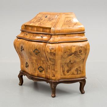 SEKRETÄR, barockstil, Italien, 1900-talets mitt.