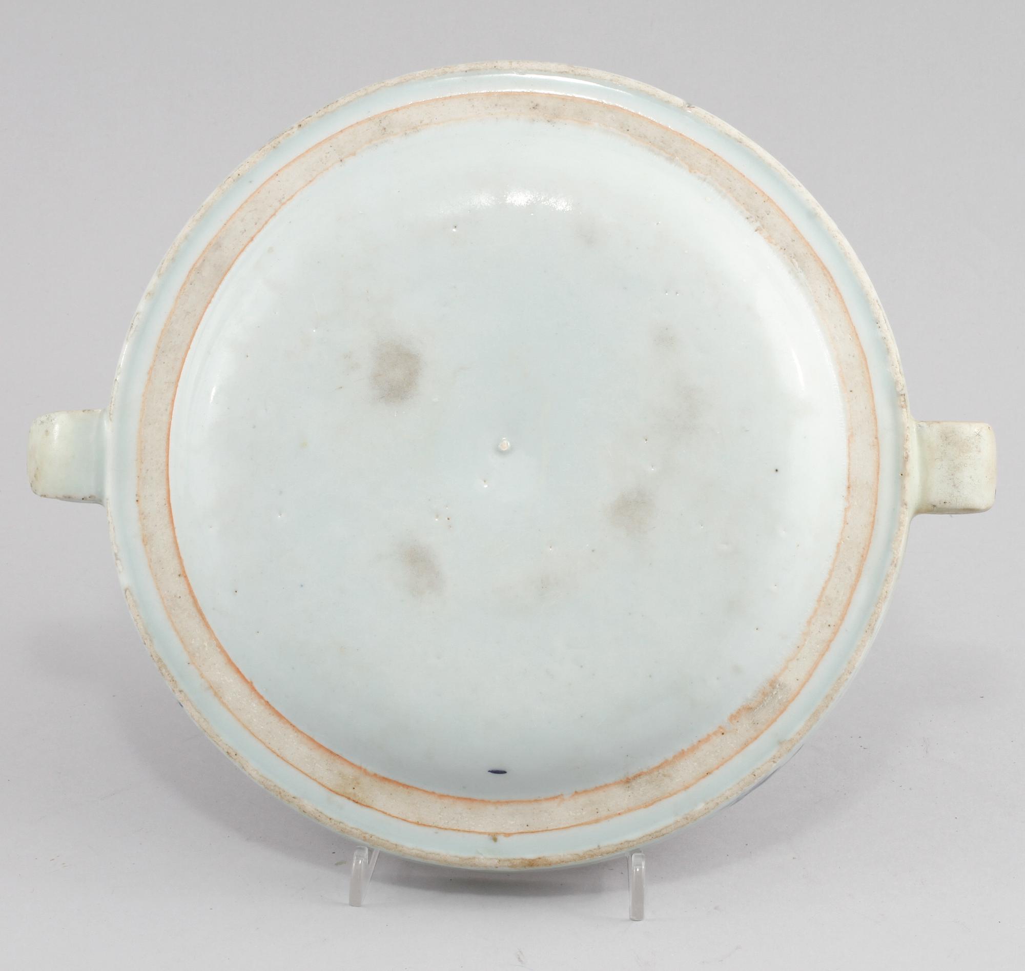 VÄRMEFAT, porslin, Kina, 1800-tal.