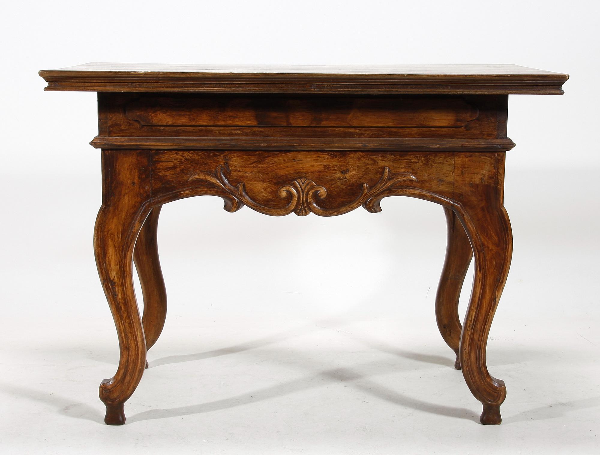 SKRIVBORD. Delvis Rokoko, 1700-tal.