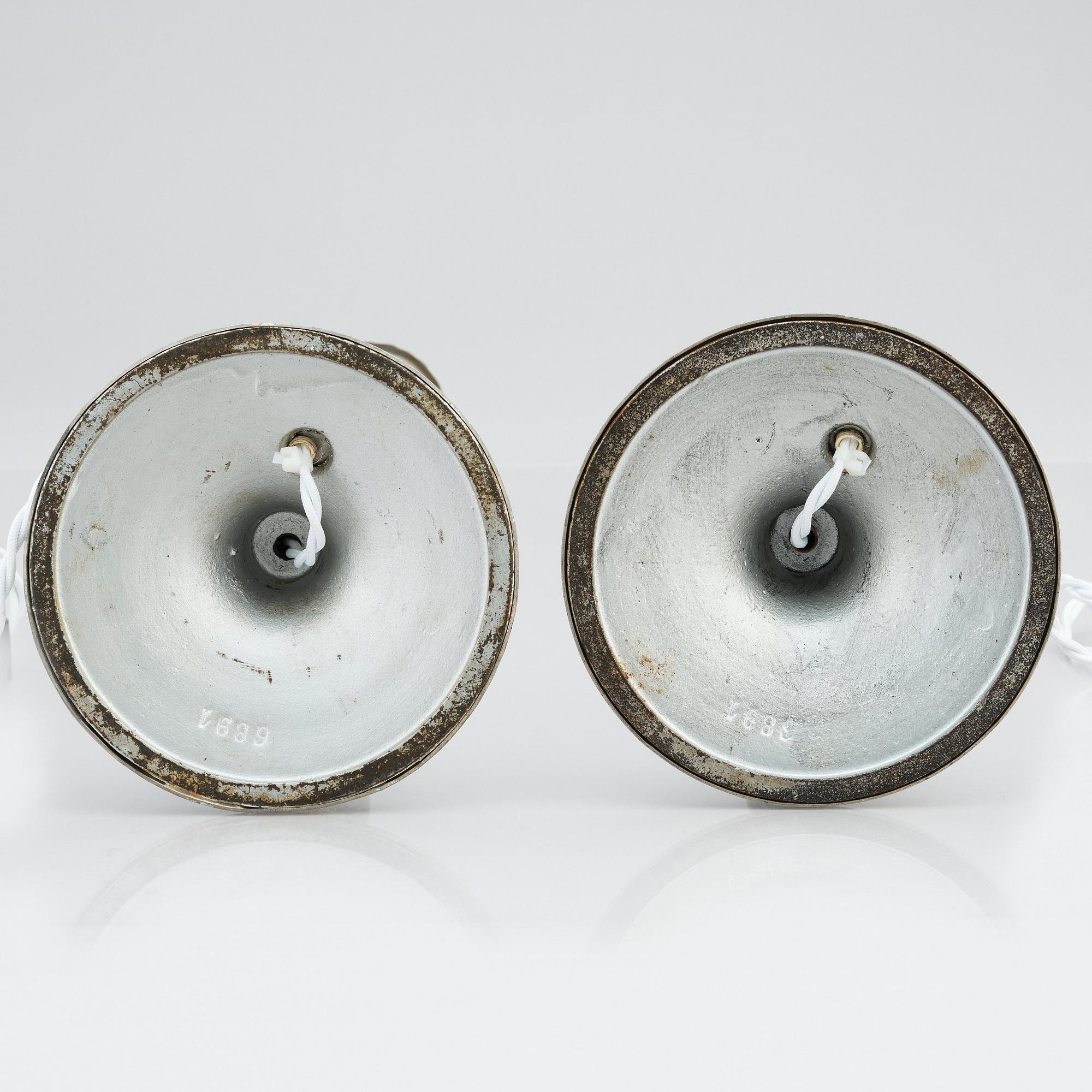 Harald Notini, bordslampor 1 par, modell "6891", Arvid Böhlmarks Lampfabrik, 1920-tal.