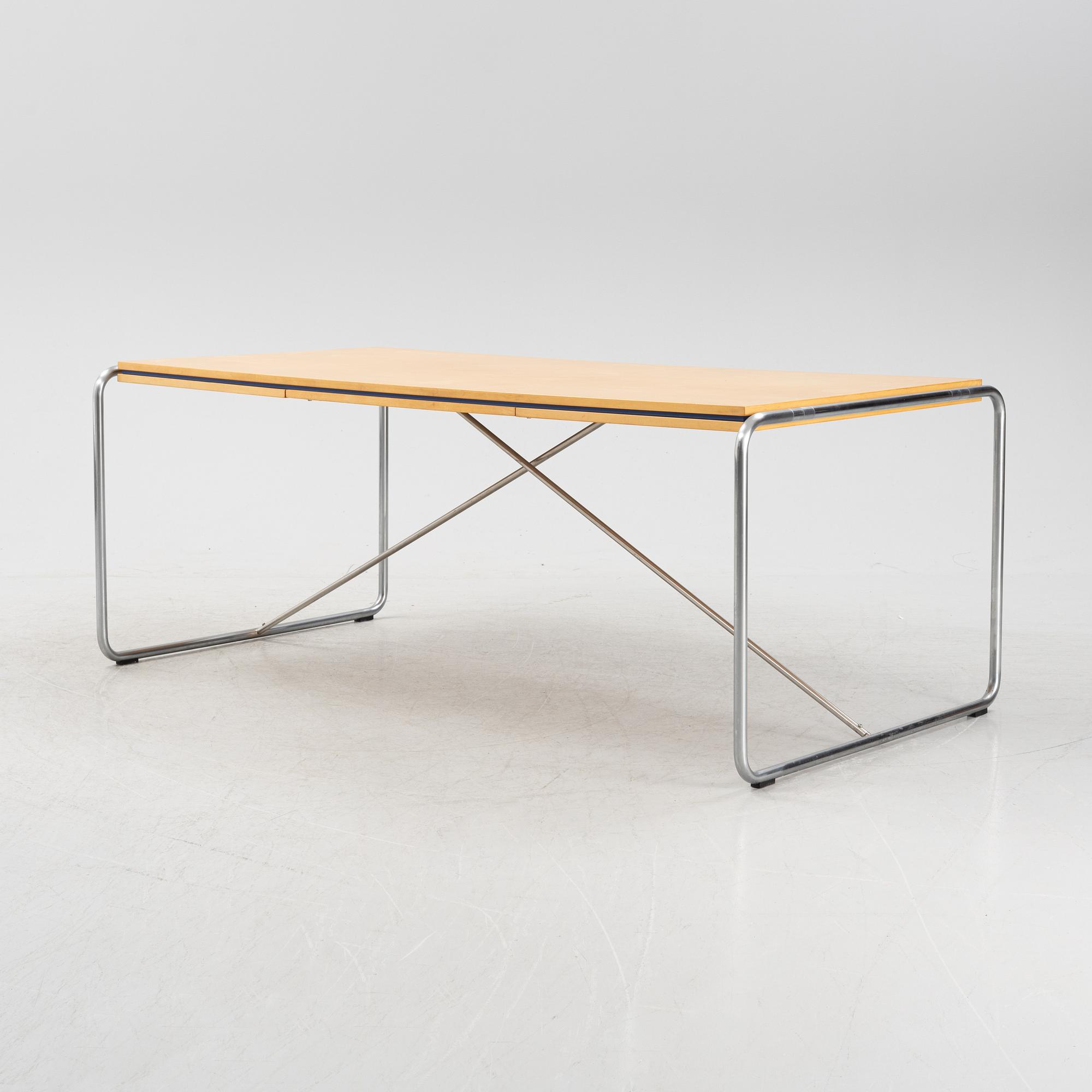 Niels Jørgen Haugesen, a model '4750' dining table from Fritz Hansen, Denmark 1988.