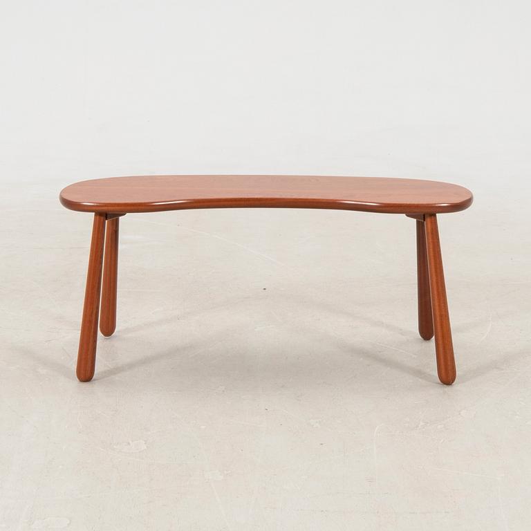 Josef Frank, bänk modellnr  1034 för Firma Svenskt Tenn.