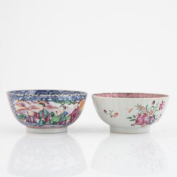 Eight pieces of Famille Rose porcelain, China, Qing dynasty, 18th-18th century.