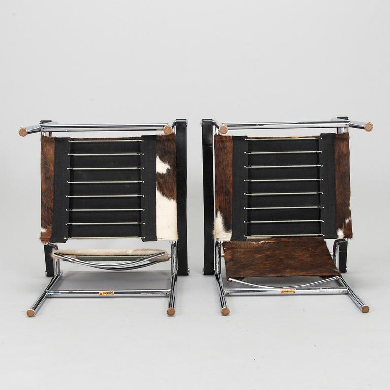 Le Corbusier, A pair of "LC-1" armchairs, Cassina, designed in 1928.