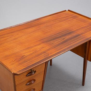 An 'Uddebo' writing desk by Svante Skogh for Balder, 1950's.