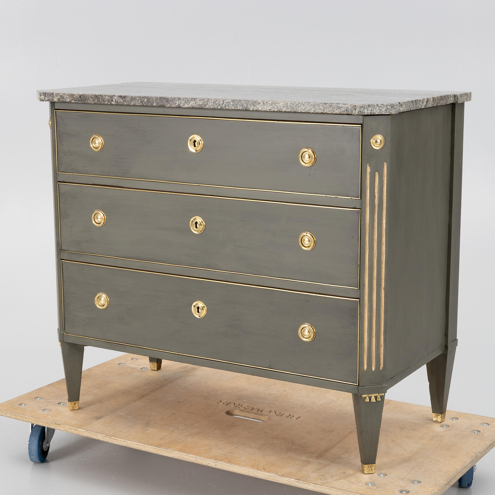 A Gustavian style chest of drawers, 20th century.