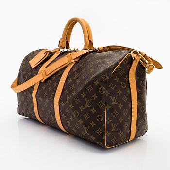 Louis Vuitton, a Monogram Canvas 'Keepall 55 Bandouliere' bag.