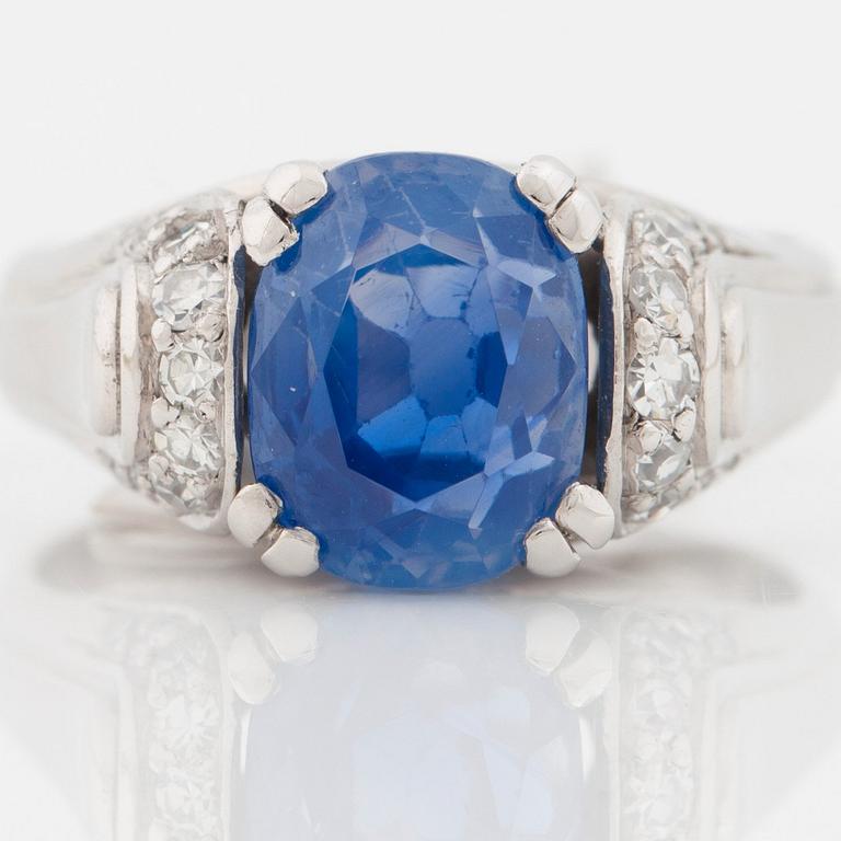 A 4.27 ct unheated Kashmir sapphire and diamond ring. Certificate SSEF.