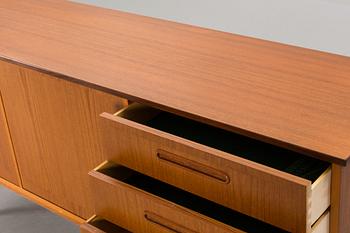 MID 20TH CENTURY SIDEBOARD.