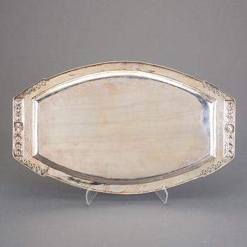 BRICKA, silver, Österrike-Ungern 1872-1922. Vikt ca 1072 gram.