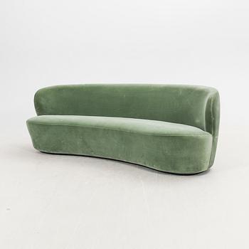 Space Copenhagen, Soffa "Stay oval", 2022 Gubi, Danmark.