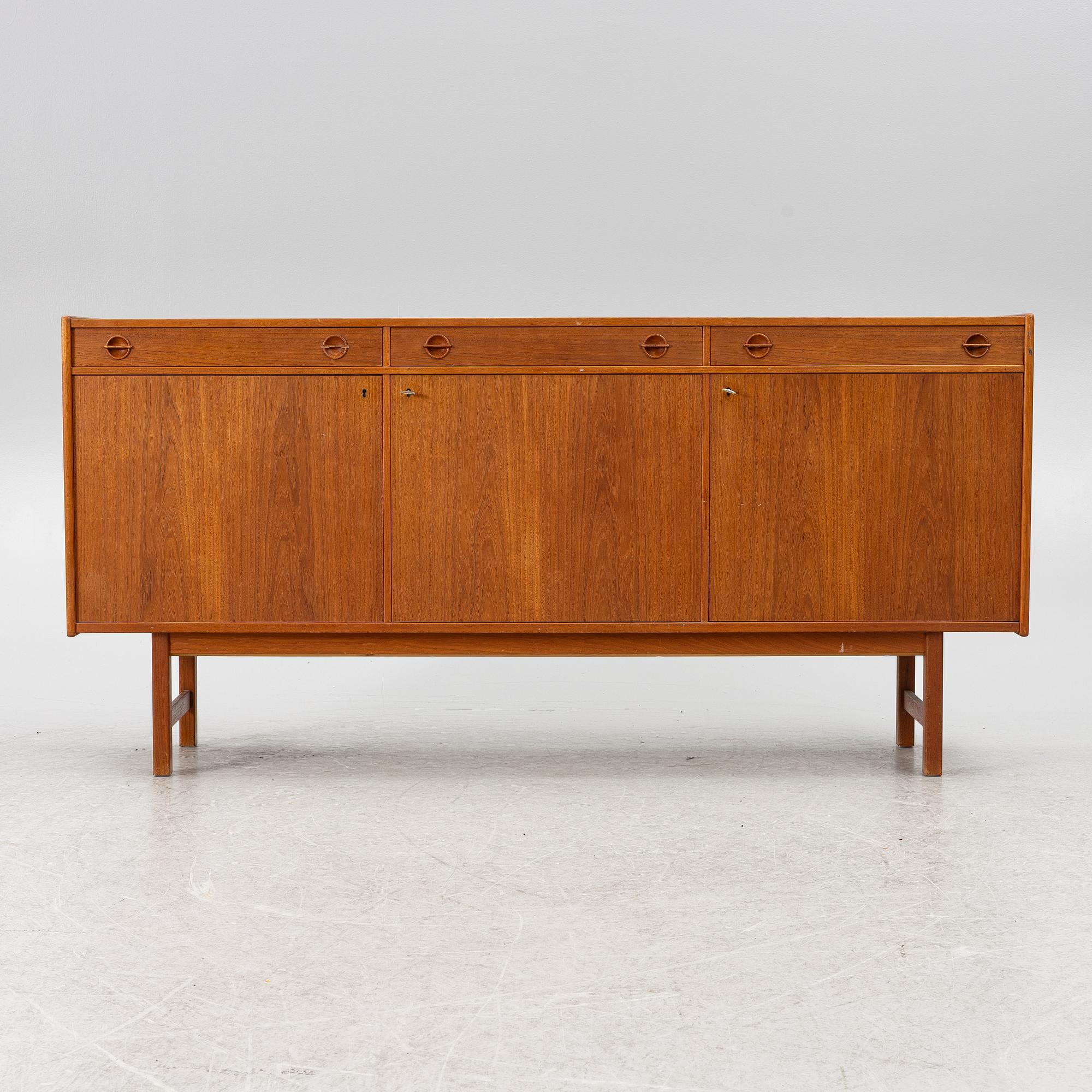 A 1960s sideboard.