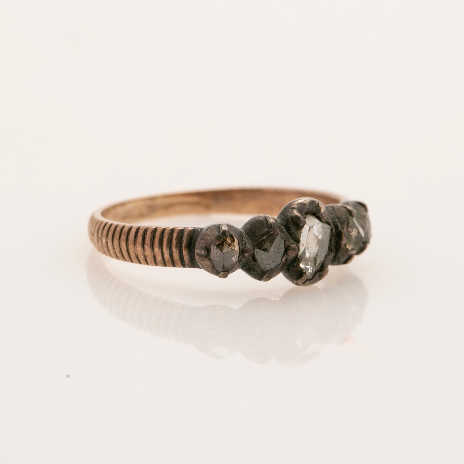 Ring, rose-cut diamonds.