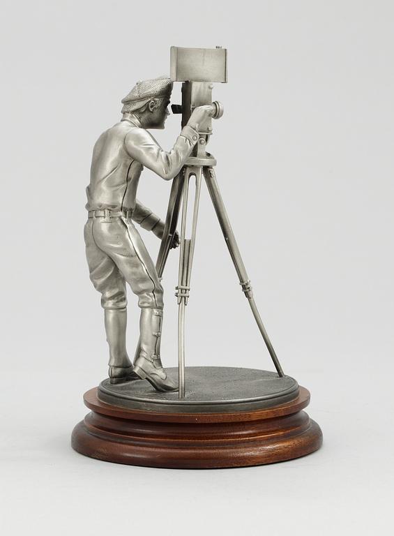 AN AWARD, The American Society of Cinematographers (ASC).