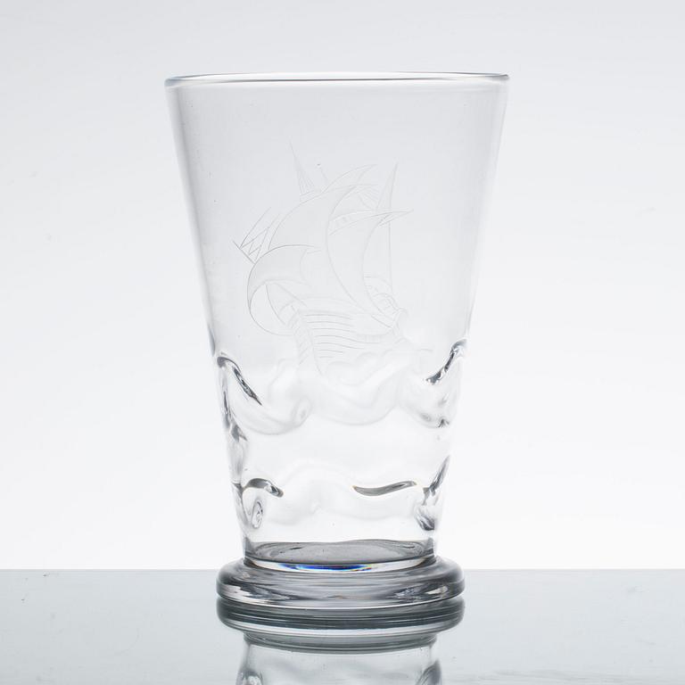 VAS, glas, Vicke Lindstrand för Orrefors, nr 1462. A.H.a.