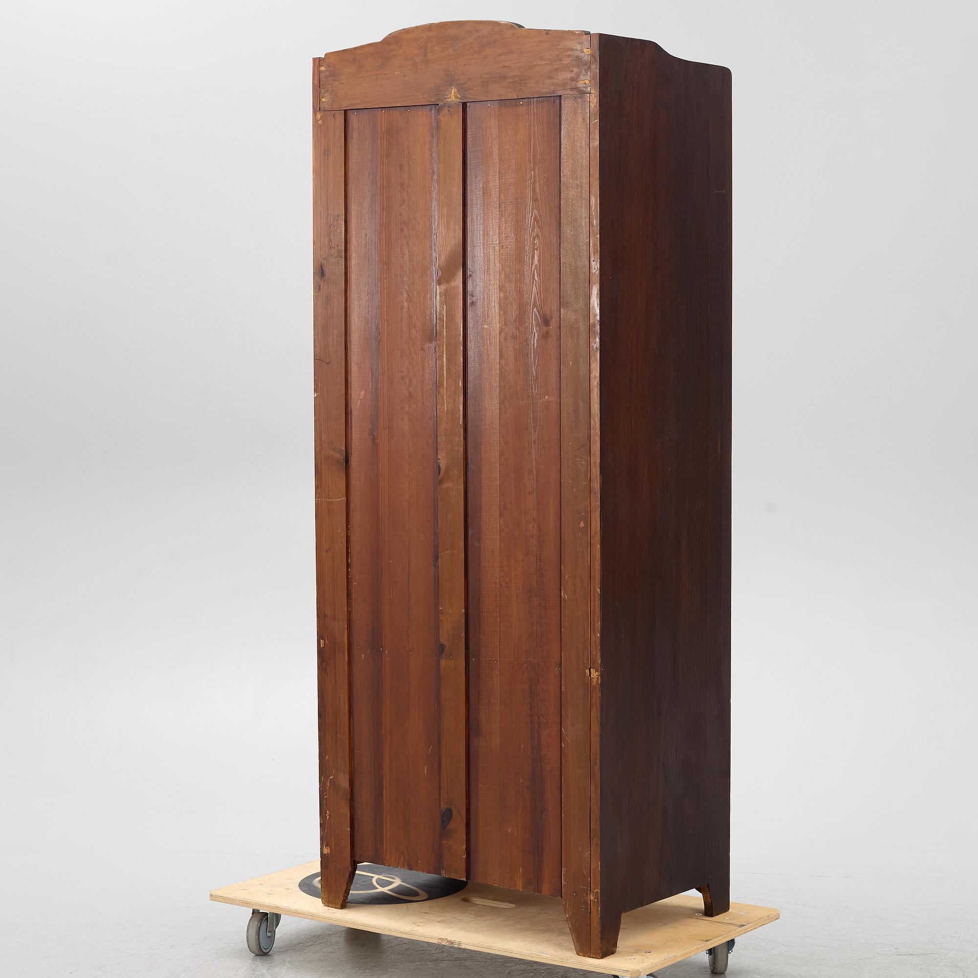 A wardrobe, first half of the 20th Century.