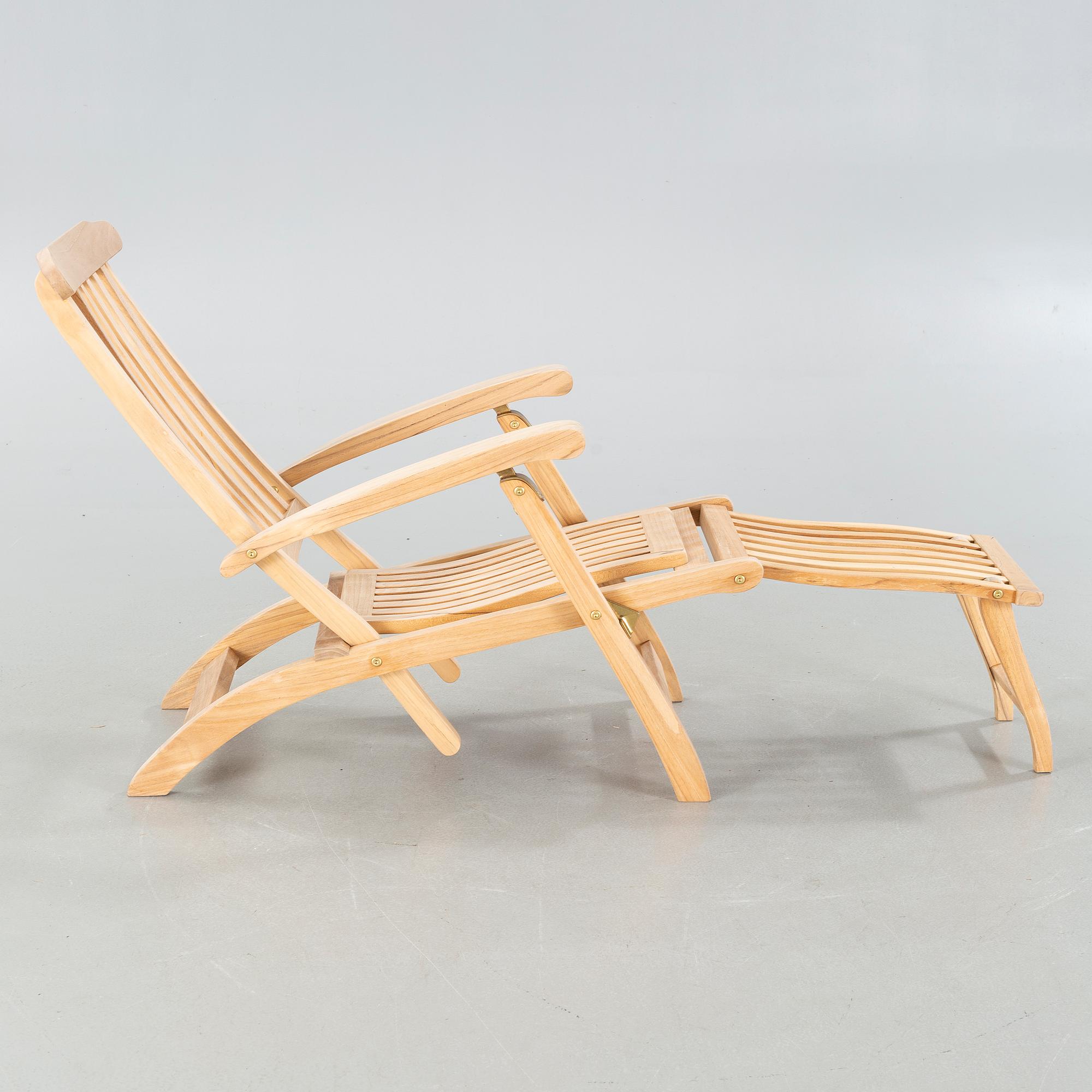 A 21st century deckchair, "Steamer", by Skagerak, Denmark.