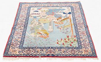 Rug, Isfahan, circa 160 x 105 cm.