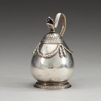 A Russian early 20th century FABERGÉ silver burner, marks of The First Silver Artel, S:t Petersburg 1908-1917.