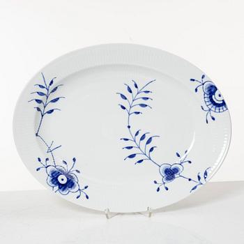 Royal Copenhagen, servisdelar, 27 st, porslin, "Blue Fluted Mega", Danmark.