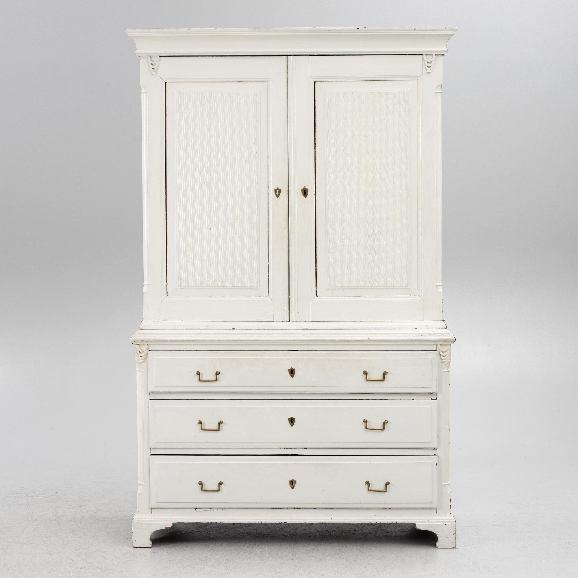 A late Gustavian cabinet, circa 1800.