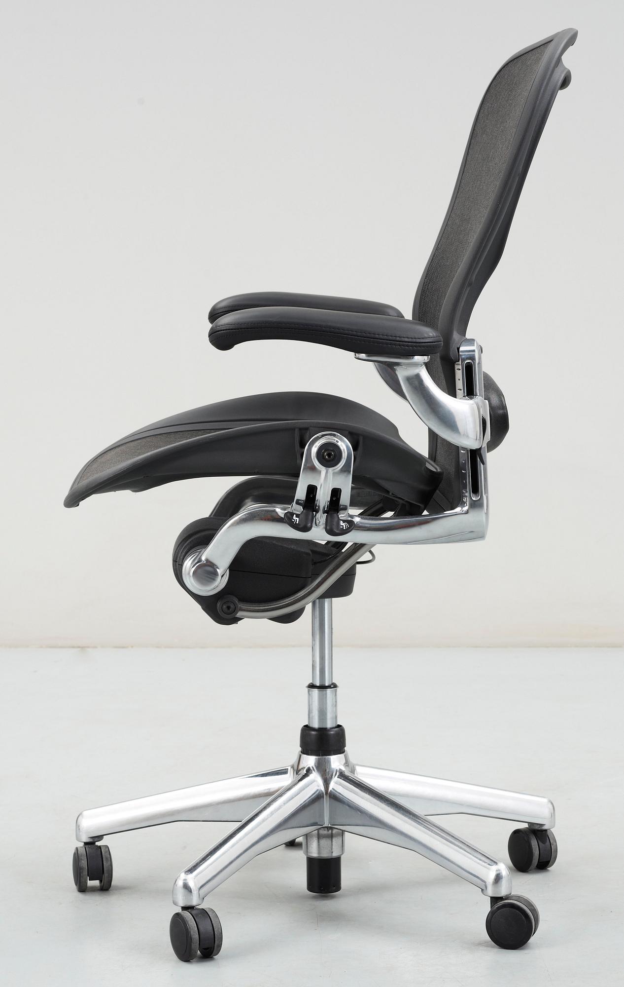 SKRIVBORDSSTOL, "Aeron", Donald Chadwick och Bill Stumpf, Herman Miller, formgiven 1994.