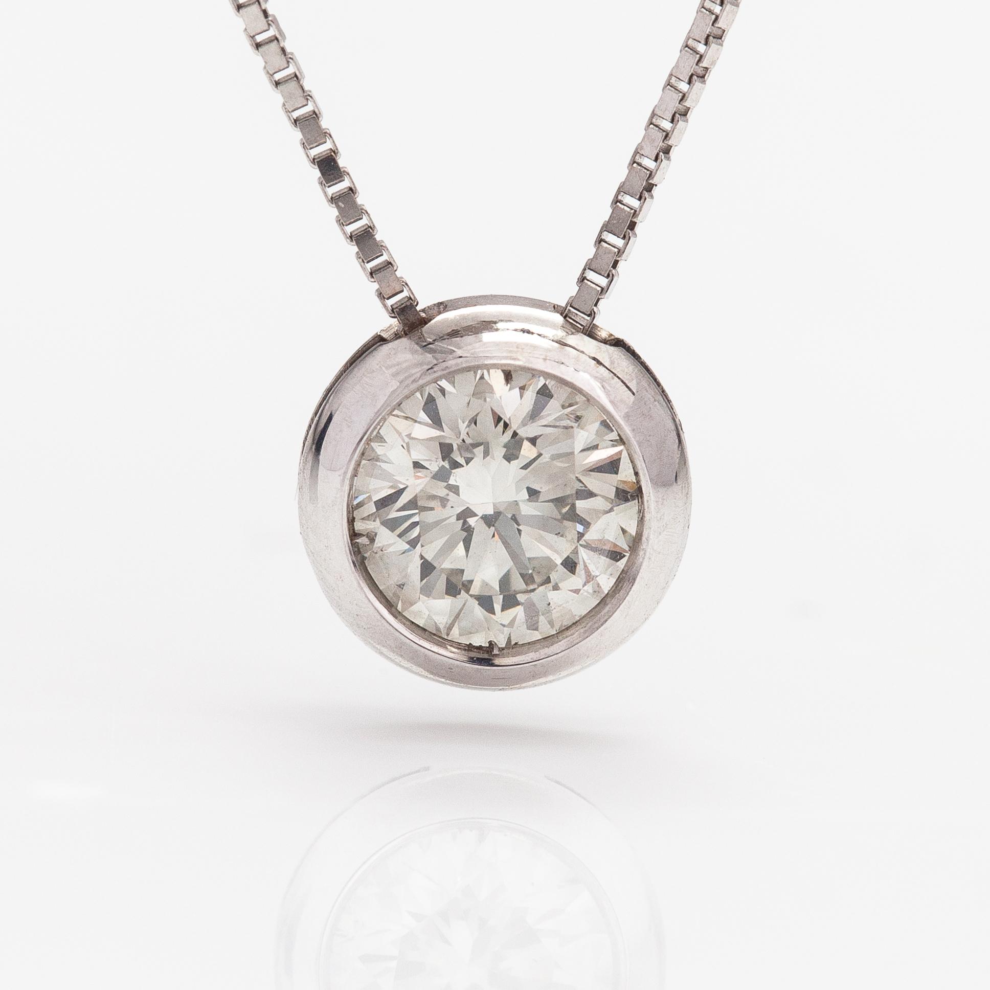Halsband, 18K vitguld, diamant ca 0.62 ct.