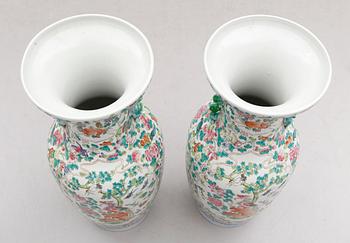 GOLVVASER, 1 par, porslin, Kina, 1900-tal.