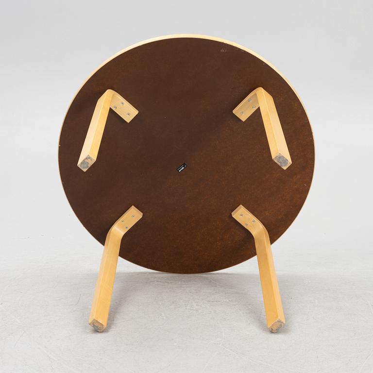 Alvar Aalto, bord, Artek, Finland, 2000-tal.