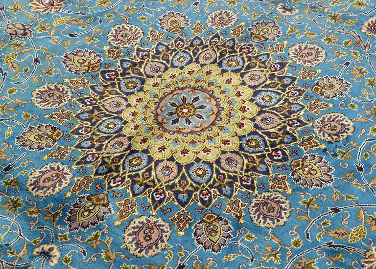 A Kashmar carpet ca 407 x 292 cm.