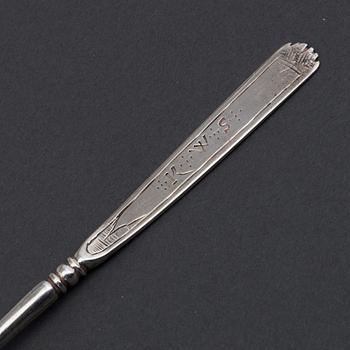 A Norweigian 17th centur4y silver spoon, unmarked.