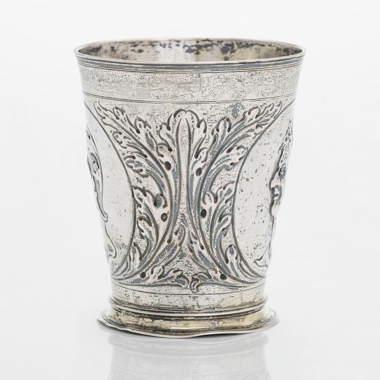 A silver beaker, mark of Cornelius Poppe, Augsburg, Germany, ca. year 1700.