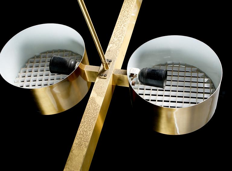 TAKLAMPA, Hans Agne Jacobsson, Markaryd, 1900-talets andra hälft. Höjd ca 85 cm.