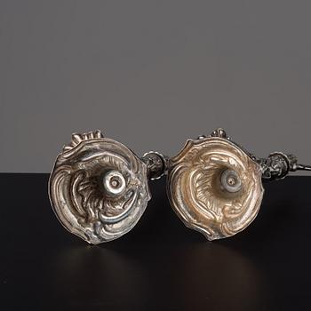 KANDELABRAR, för två ljus, Sverige, 1700-talets andra hälft, rokoko.