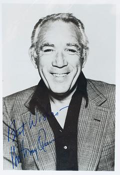 PARTI AUTOGRAFER, 2 pärmar, bla Stellan Skarsgård, Anthony Quinn, Jane Fonda, Gene Kelly, Marlene Dietrich, Jane Fonda.
