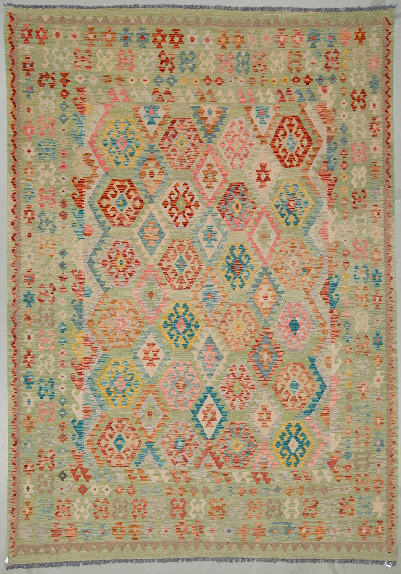 KELIM, Uzbekistan. Ca 350x246 cm.