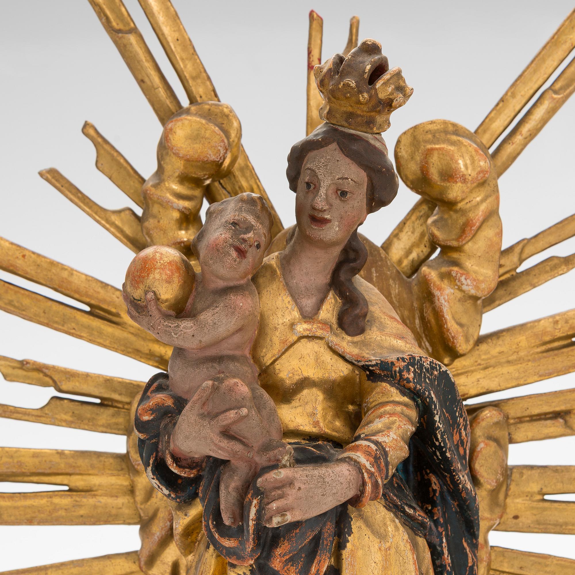 A Madonna with Child sculpture, 18th century, presumably Northern Europe.