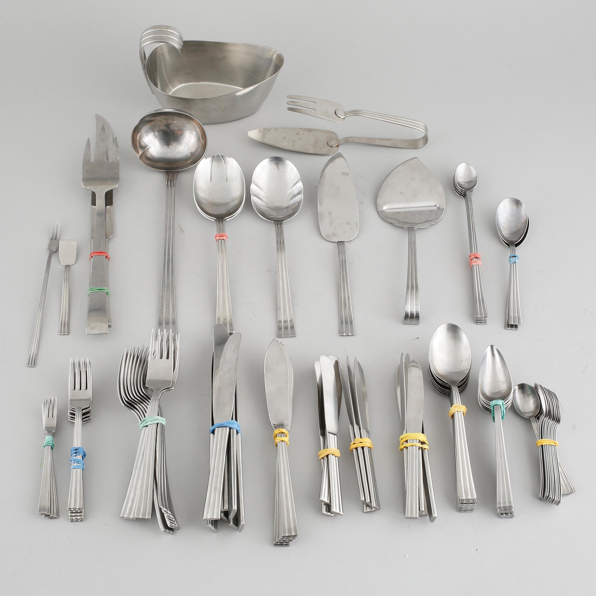 BESTICK, 101 delar, rostfritt stål, "Thebe", Folke Arström,  Gense, 1900-talets andra hälft.