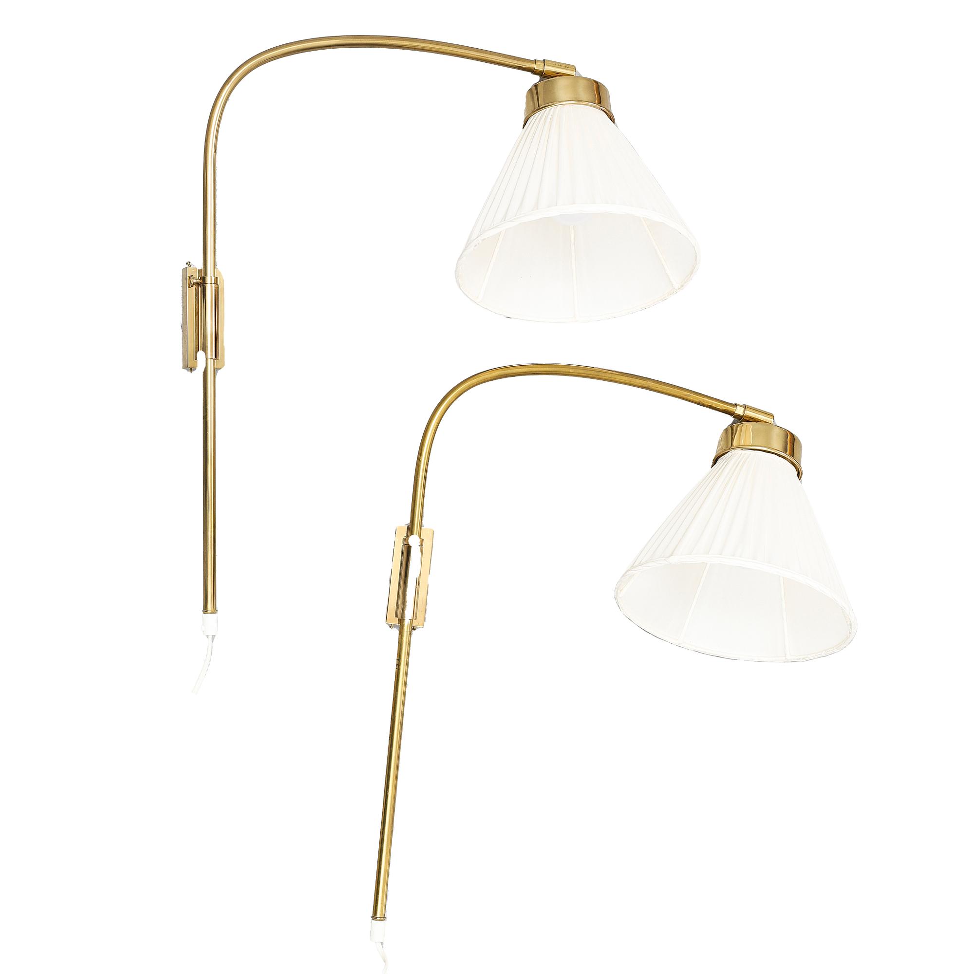 Josef Frank, a pair of brass wall lamps no 2484, Svenskt Tenn, Sweden.