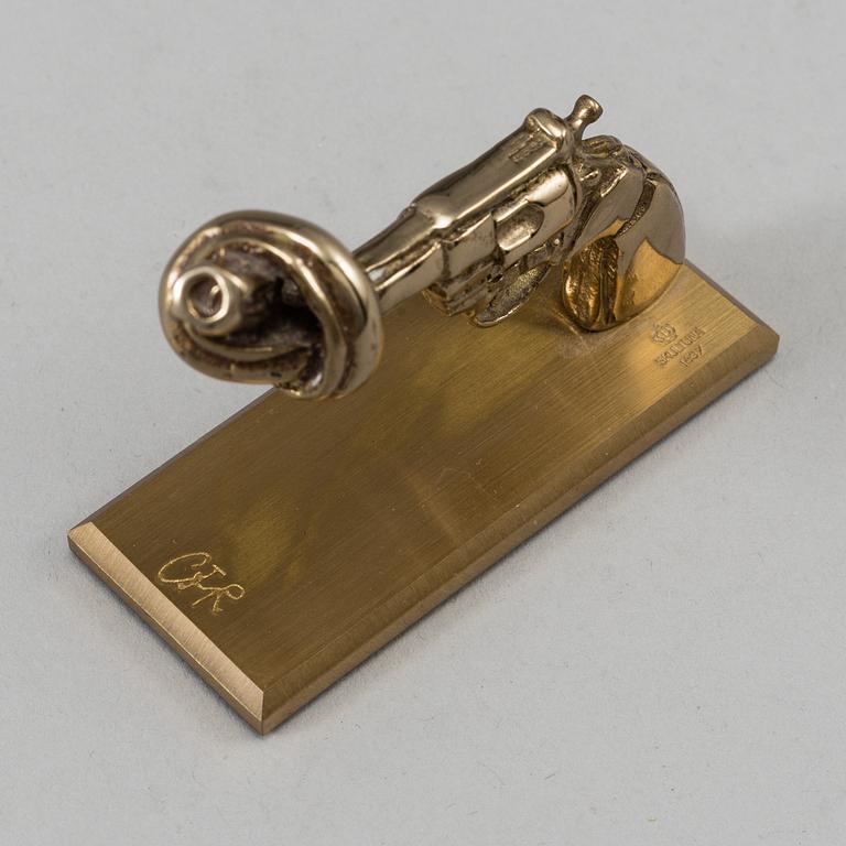 CARL FREDRIK REUTERSWÄRD, a brass 'Non Violence' sculpture from Skultuna.
