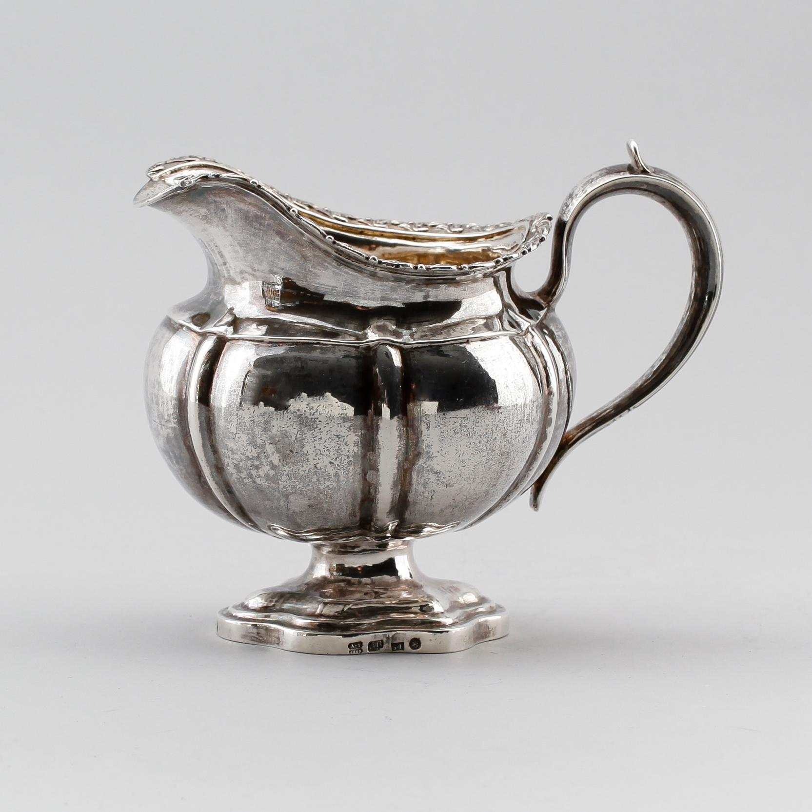 GRÄDDKANNA, silver, Ryssland 1839. Vikt ca 171 gram.