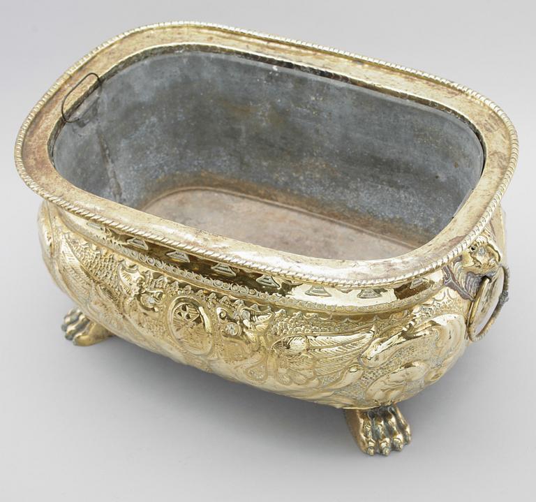 JARDINJÄR, mässing, 1800-tal.