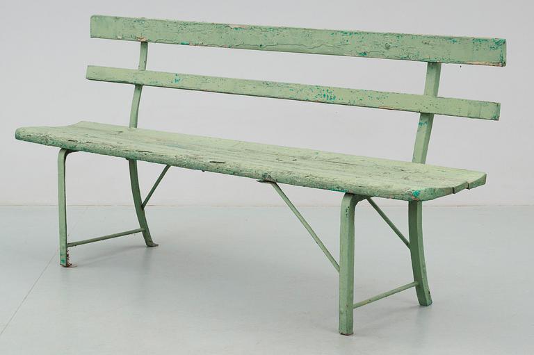 BÄNK, Frankrike, 1900-talets mitt.