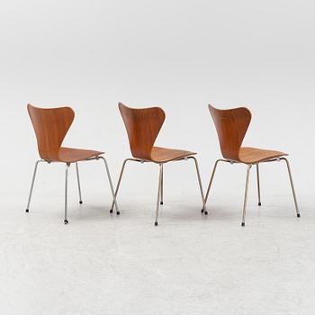 Arne Jacobsen, stolar 3 .st, "Sjuan", Fritz Hansen, 1960-tal.